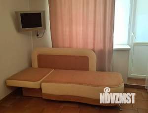 1-к квартира, посуточно, 38м2, 4/5 этаж