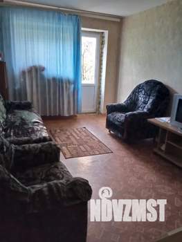 1-к квартира, посуточно, 38м2, 4/9 этаж