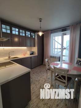 1-к квартира, посуточно, 42м2, 10/12 этаж