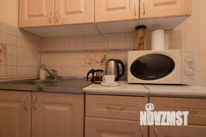 2-к квартира, посуточно, 42м2, 9/9 этаж