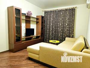 1-к квартира, посуточно, 40м2, 11/13 этаж