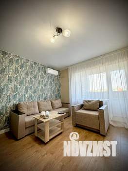 1-к квартира, посуточно, 38м2, 3/17 этаж