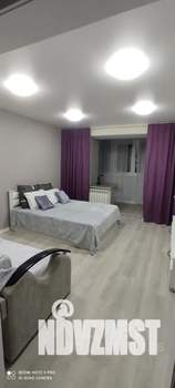 1-к квартира, посуточно, 40м2, 7/10 этаж