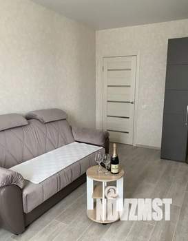 1-к квартира, посуточно, 39м2, 8/9 этаж