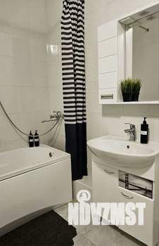 1-к квартира, посуточно, 47м2, 4/10 этаж