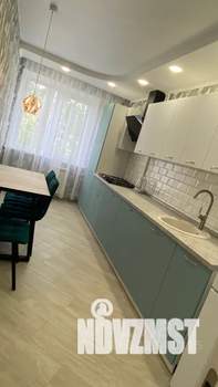 3-к квартира, посуточно, 65м2, 3/9 этаж