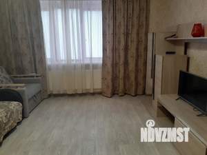 1-к квартира, посуточно, 53м2, 3/10 этаж