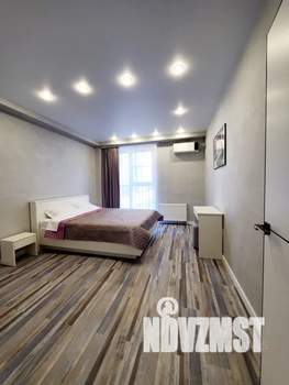 1-к квартира, посуточно, 45м2, 4/23 этаж