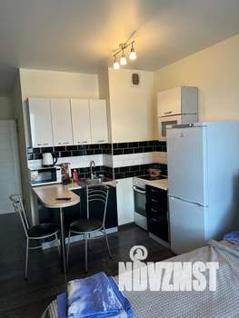 Студия квартира, посуточно, 30м2, 6/16 этаж