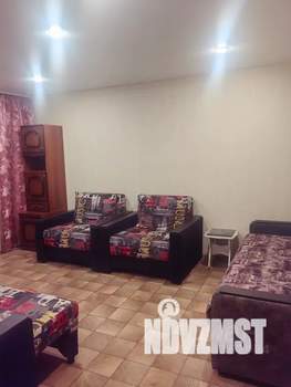 2-к квартира, посуточно, 40м2, 3/5 этаж