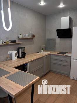 1-к квартира, посуточно, 32м2, 2/10 этаж