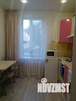 1-к квартира, посуточно, 35м2, 1/2 этаж