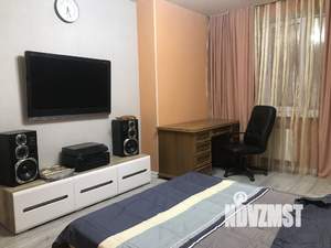 1-к квартира, посуточно, 44м2, 1/1 этаж