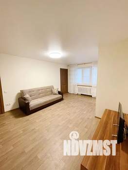 2-к квартира, посуточно, 52м2, 1/5 этаж