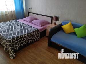 1-к квартира, посуточно, 38м2, 6/9 этаж