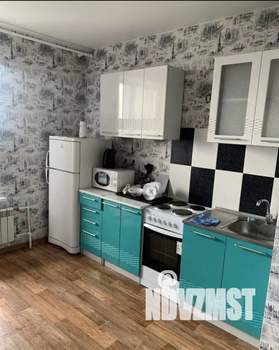 1-к квартира, посуточно, 41м2, 7/16 этаж