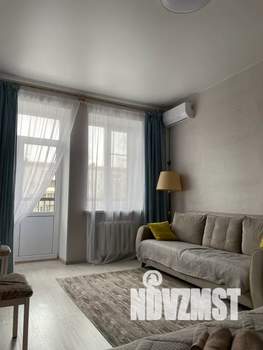 1-к квартира, посуточно, 37м2, 3/5 этаж