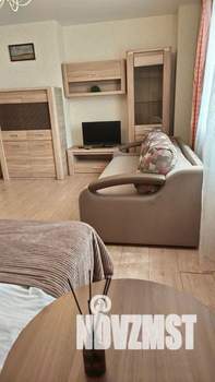 1-к квартира, посуточно, 50м2, 6/18 этаж