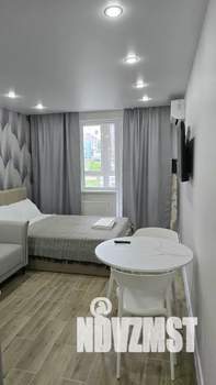 Студия квартира, посуточно, 22м2, 1/20 этаж