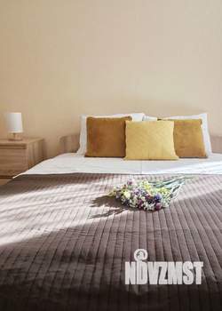 1-к квартира, посуточно, 43м2, 1/1 этаж