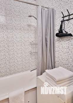 2-к квартира, посуточно, 50м2, 1/1 этаж