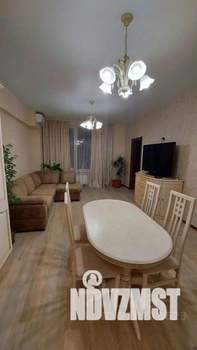 1-к квартира, посуточно, 57м2, 1/1 этаж