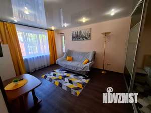 1-к квартира, посуточно, 35м2, 3/9 этаж