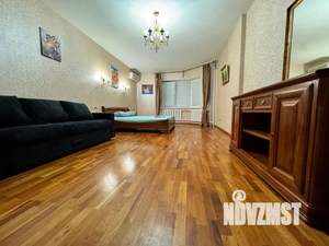 3-к квартира, посуточно, 120м2, 1/1 этаж