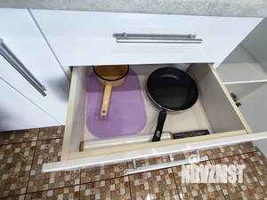 Студия квартира, посуточно, 34м2, 1/9 этаж