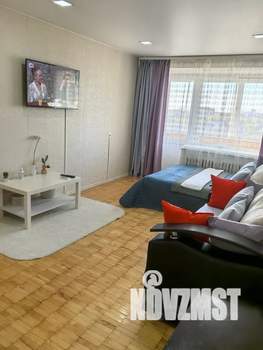 1-к квартира, посуточно, 36м2, 9/9 этаж