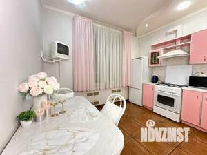 2-к квартира, посуточно, 60м2, 4/5 этаж