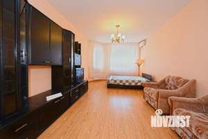 1-к квартира, посуточно, 45м2, 1/1 этаж