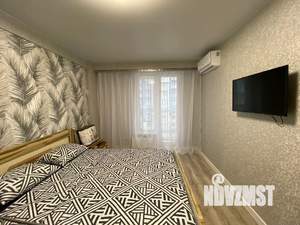 1-к квартира, посуточно, 40м2, 16/20 этаж