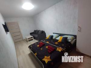 1-к квартира, посуточно, 35м2, 1/4 этаж