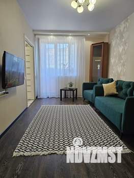 1-к квартира, посуточно, 40м2, 3/7 этаж