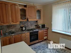 3-к квартира, посуточно, 72м2, 1/9 этаж