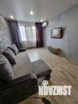 2-к квартира, посуточно, 53м2, 1/1 этаж