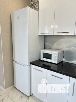 1-к квартира, посуточно, 37м2, 9/25 этаж