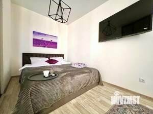 Студия квартира, посуточно, 38м2, 6/9 этаж