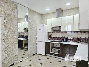 2-к квартира, посуточно, 62м2, 1/1 этаж