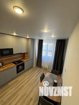 1-к квартира, посуточно, 40м2, 8/10 этаж