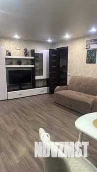 2-к квартира, посуточно, 50м2, 2/5 этаж