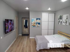 Студия квартира, посуточно, 37м2, 1/5 этаж