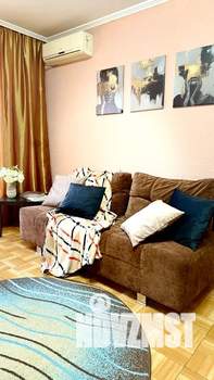 1-к квартира, посуточно, 45м2, 6/9 этаж