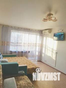 1-к квартира, посуточно, 38м2, 3/9 этаж