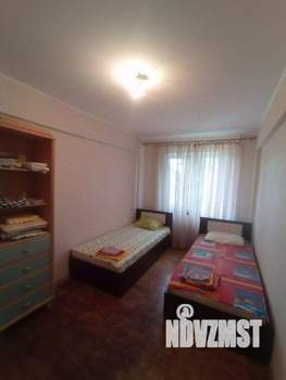 3-к квартира, посуточно, 57м2, 1/1 этаж