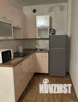 Студия квартира, посуточно, 30м2, 7/10 этаж