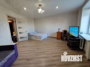 1-к квартира, посуточно, 40м2, 4/9 этаж