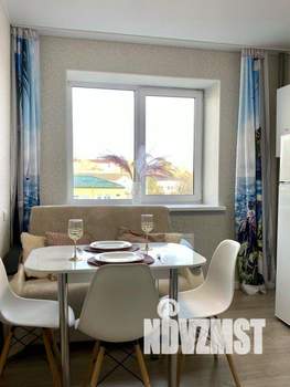 1-к квартира, посуточно, 37м2, 1/1 этаж