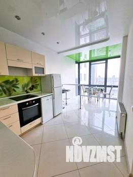 1-к квартира, посуточно, 50м2, 1/1 этаж